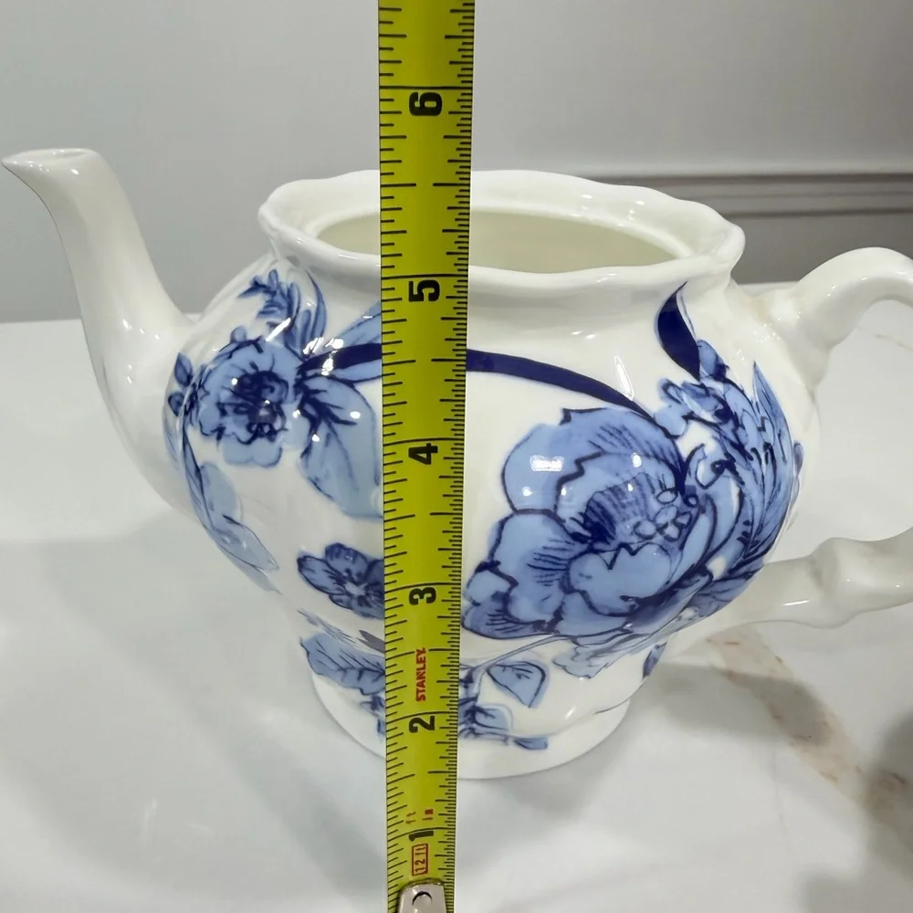 Stechol Gracie Bone China Flower Print Tea Pot 5 cups set of 2 pieces